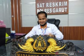 Lima orang terkait kasus mengubah lambang negara diperiksa