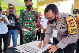 Bakal calon bupati di Majene deklarasikan kepatuhan protokol kesehatan