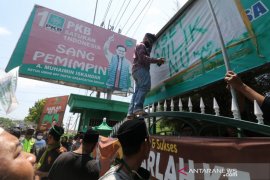 Ratusan kader NU ambil alih kantor PKB Kabupaten Kediri
