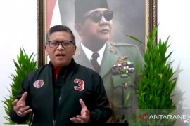 Hasto: kepala daerah dari PDIP tak ambil keputusan tergesa-gesa