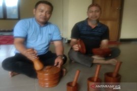 Kelompok perajin Kotabaru kreatif di tengah pandemi COVID-19