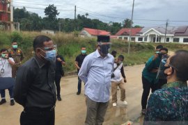 Gubernur: Puskesmas garda terdepan penanganan COVID-19