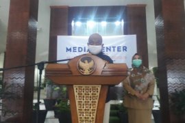 Lima orang pegawai bank di Pasaman Barat terinfeksi positif COVID-19