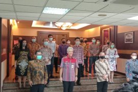 Kemendikbud: "Ijon" siswa SMK selaras  "pernikahan massal"