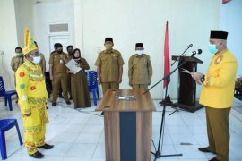 Lantik Mukim Lut Tawar, Bupati Shabela sebut peran Mukim bertambah strategis