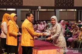 Rektor: guru tetap yang utama membimbing siswa saat belajar