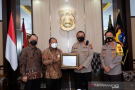 Pertamina berikan penghargaan kepada Polda Kalsel tertibkan ilegal BBM