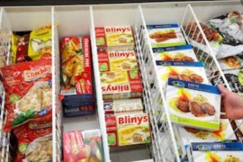 Ini bahaya mencairkan ikan beku di kemasan vakum tertutup