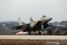 Trump sebut kopilot F-15E jatuh di Iran dalam kondisi selamat