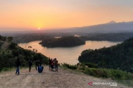 Wisata Alam Bukit Pusar Angin Kudus dinilai memiliki potensi tumbuhkan ekonomi masyarakat
