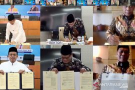 UNP tandatangani MoU dengan UNM dan UNNES