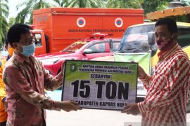 Pemprov Kalbar bantu 15 ton beras untuk korban banjir Kapuas Hulu