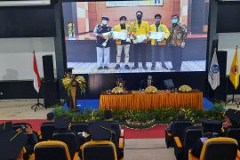 Rektor ULM sampaikan capaian prestasi di Dies Natalis ke-62 ULM