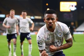 Manchester City awali musim dengan tekuk Wolves 3-1