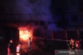 Empat unit ruko terbakar tewaskan tiga warga di Bireuen Aceh