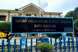 Empat anggota DPRD Sibolga dan 6 pegawai terkonfirmasi COVID-19