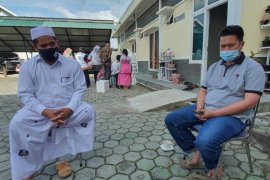 Sekda Bener Meriah Haili Yoga dan istrinya positif COVID-19