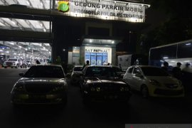 Polisi tilang 11 mobil balap liar di Senayan