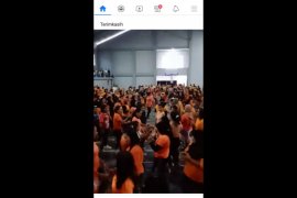 Viral! Senam Zumba tanpa masker di Lombok Timur, polisi panggil penyelenggaranya