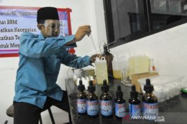 Produk Penghemat BBM Karya Guru SMK Page 1 Small