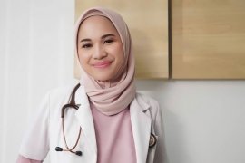 Dokter Nadhira gandeng difabel hadirkan masker Ondel-ondel