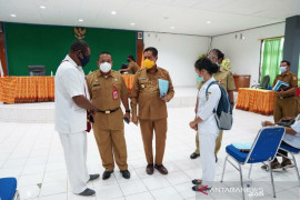 Pjs Bupati Keerom buka kantor dinkes setelah tujuh bulan ditutup