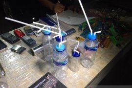 Polisi temukan granat dan alat hisap sabu saat membubarkan kerumunan