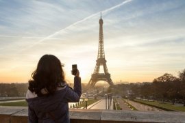 Google Maps tampilkan  petunjuk arah ke bangunan terkenal dengan AR