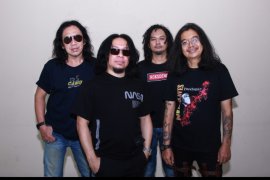 Powerslaves merilis ulang lagu "Bayang" dengan judul "You Got Me"