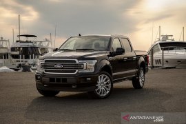 Ford tarik 700ribu kendaraan karena "blank" pada kamera belakang