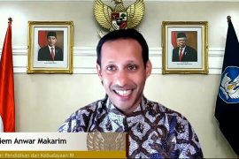 Mendikbud sebut batik bukan sekadar kain bermotif