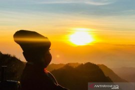 Pesona Bromo di tengah pandemi COVID-19