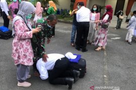 Lepas 77 calon praja IPDN, Sekdaprov pesan jaga nama baik Jatim