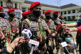 Danjen Kopassus ingatkan purnawirawan TNI bijak gunakan baret merah
