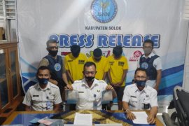 BNNK Solok tangkap komplotan pengedar narkoba di Kabupaten Solok