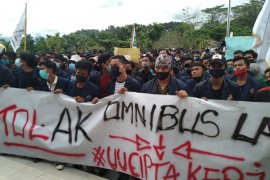Tolak UU Cipta Kerja, mahasiswa tuntut Bupati Limapuluh Kota dan Ketua DPRD audiensi ke pusat