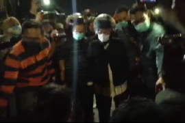 Fasilitas publik dirusak, Risma marahi pendemo UU Cipta Kerja di Surabaya