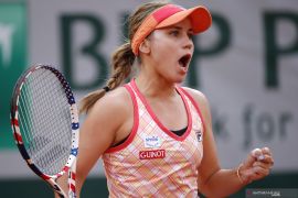 Tenis Prancis Open, Kenin singkirkan Kvitova, tantang Swiatek di final