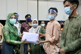 Wakil Ketua TP PKK sambut kepulangan tiga nelayan Aceh
