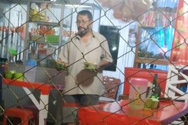 Rdenim Makassar amankan lima orang pencari suaka karena bekerja