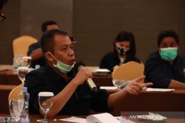 KPU Sigi  wajibkan seluruh jajarannya ikuti rapid test-swab cegah COVID