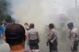 Diduga penyusup, Polres Situbondo amankan tiga pemuda dalam unjuk rasa