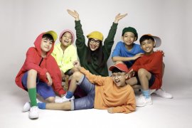 Penyanyi Titi DJ jadi produser grup vokal anak Dear Juliets