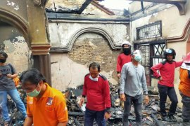 Polisi Bangka Barat selidiki penyebab kebakaran ruko di Pasar Mentok