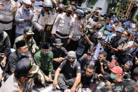 Gubernur akan menyampaikan aspirasi warga NTB ke Presiden