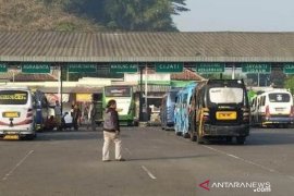 Penumpang ke selatan Cianjur sepi, Dishub awasi ketat taksi gelap