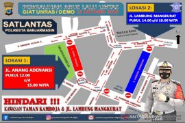 Satlantas Polresta Banjarmasin tutup dua jalur jalan saat pelaksanaan demontransi