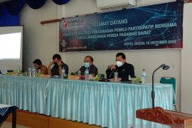 Bawaslu Pasaman Barat kumpulkan ASN dan tegaskan harus netral dalam Pemilu