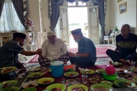 Habib Ahmad Assegaf Makassar restui cabup - cawabup HST Tamzil - Ilham