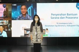 Insan BCA salurkan donasi pendidikan Rp400 juta di Palu Sulteng